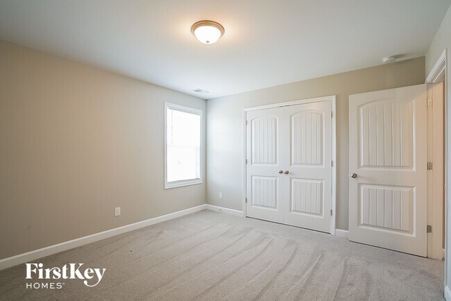 Building Photo - 2024 Hackensack Ln