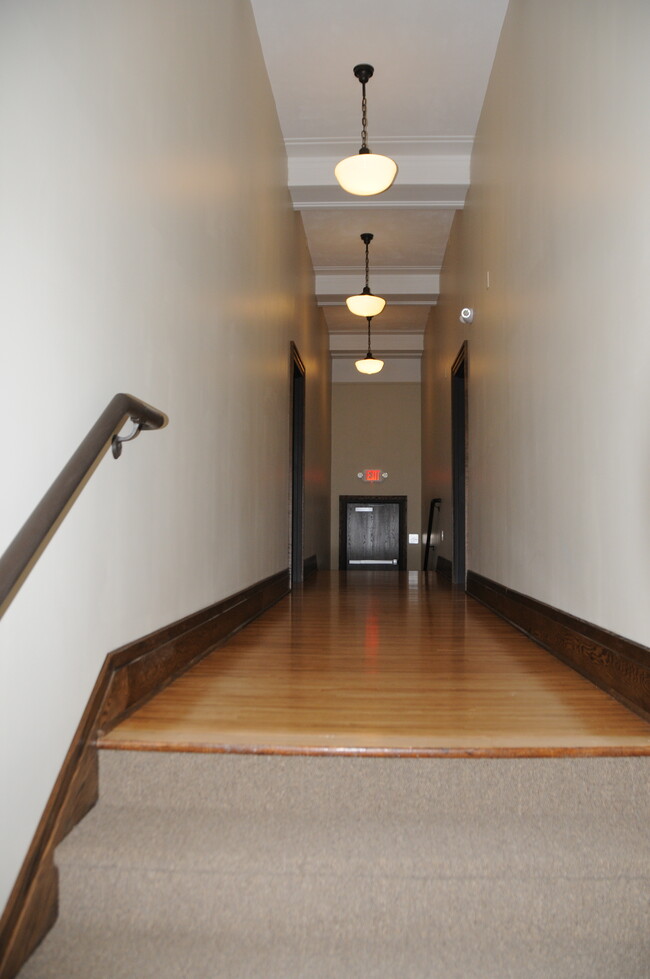 Building Photo - 165 N Central Ave
