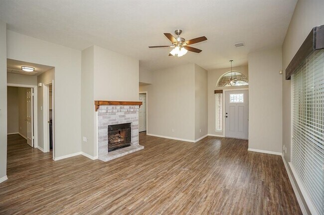 Building Photo - 6330 Diamond Rock Dr