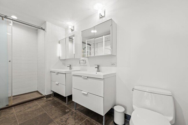 Building Photo - 88 Morgan St