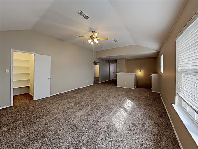 Building Photo - 316 Memory Dr