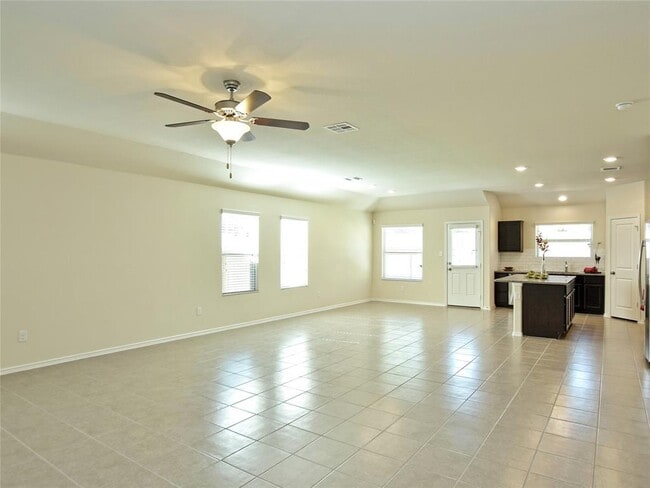 Building Photo - 21712 Gallus Dr