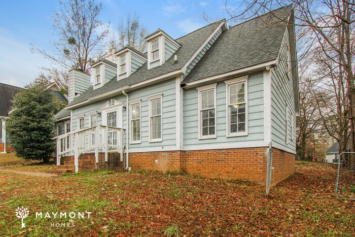 Building Photo - 135 Kenton Dr