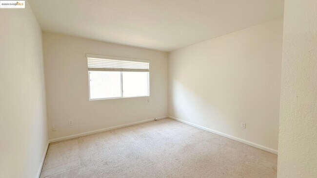 Building Photo - 4537 Pronghorn Way