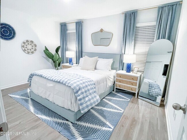 Building Photo - 78 Pamplona Dr