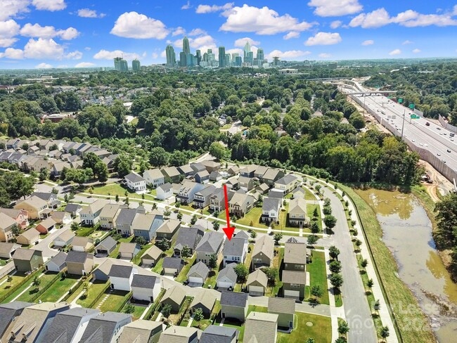 Building Photo - 4020 Willow Green Pl
