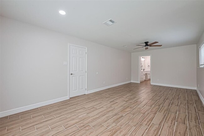 Building Photo - 5310 Monteith Dr