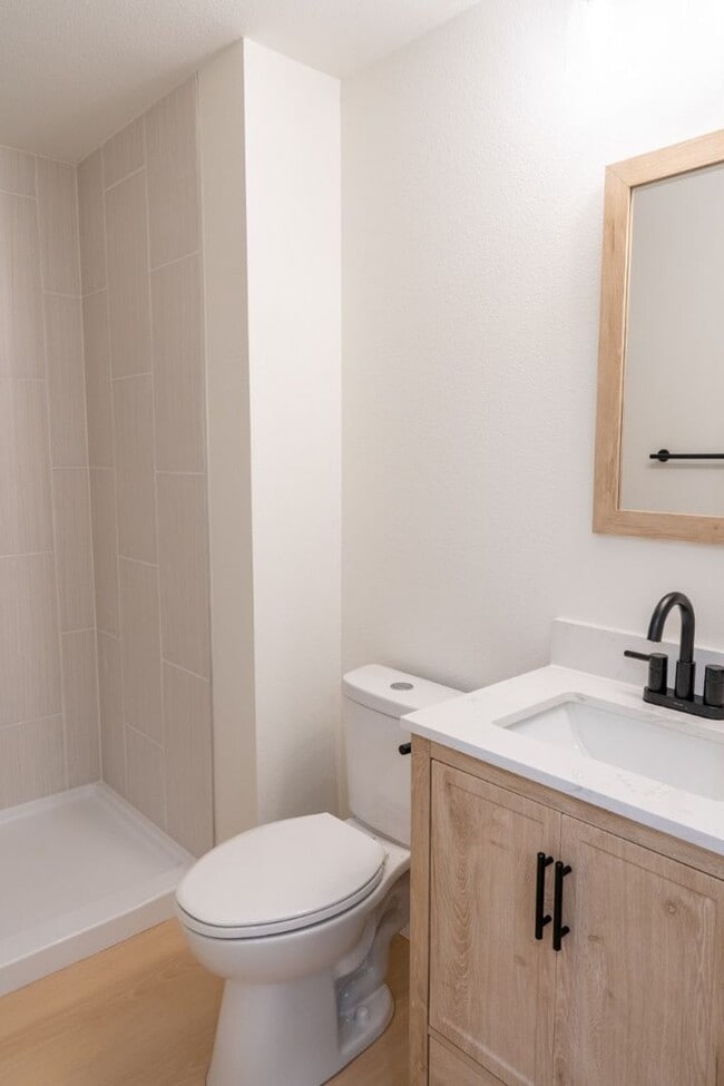 Building Photo - 4015 SW Thistle St