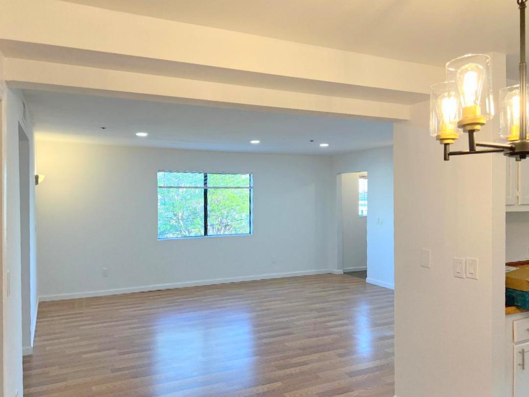 Building Photo - 508 S Monterey St