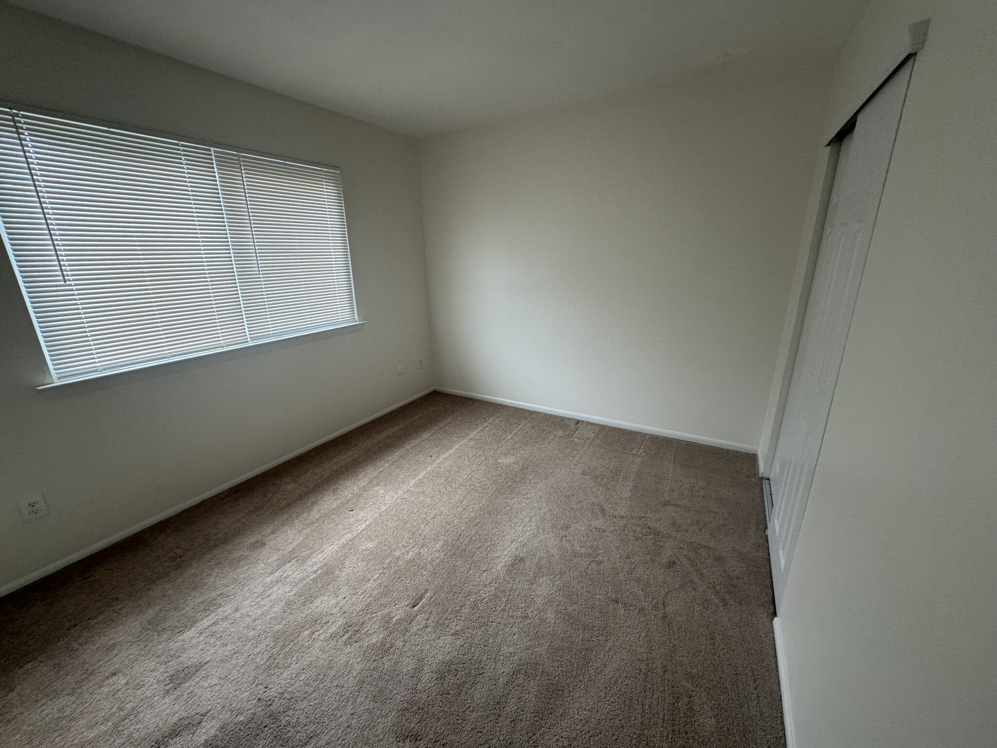 Bedroom 2 - 1912 Ironwood Ln