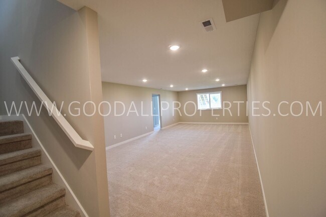 Building Photo - 3-Bedroom, 3-Bath Ranch Home in Waukee with Finished Basement & Pond Views