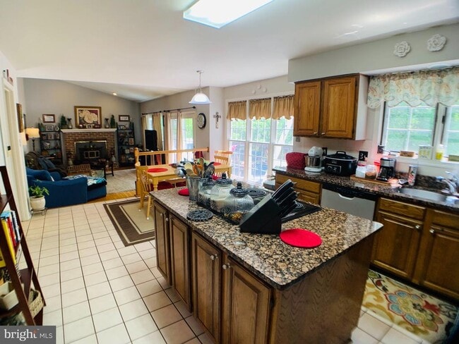 Building Photo - 8604 Oak Chase Cir