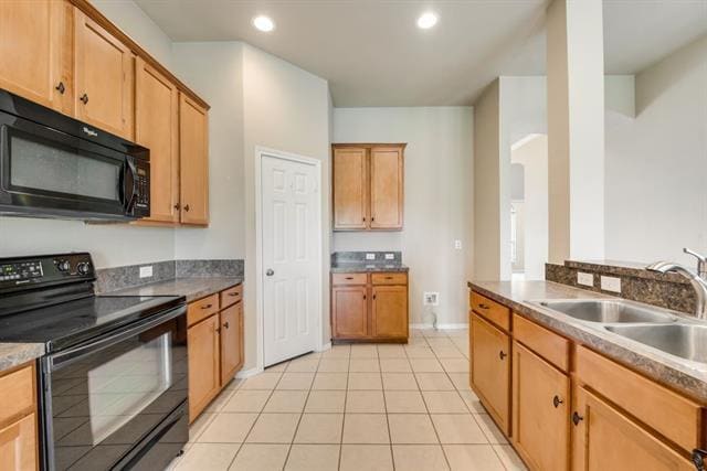 Building Photo - 3121 Blue Sage Dr