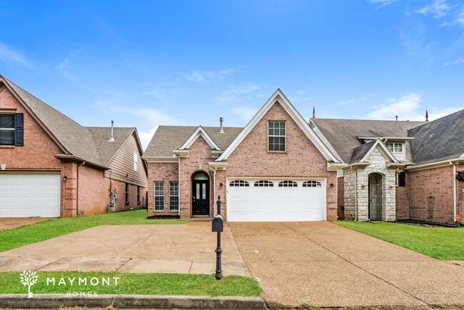 Building Photo - 1420 Marhill Cove