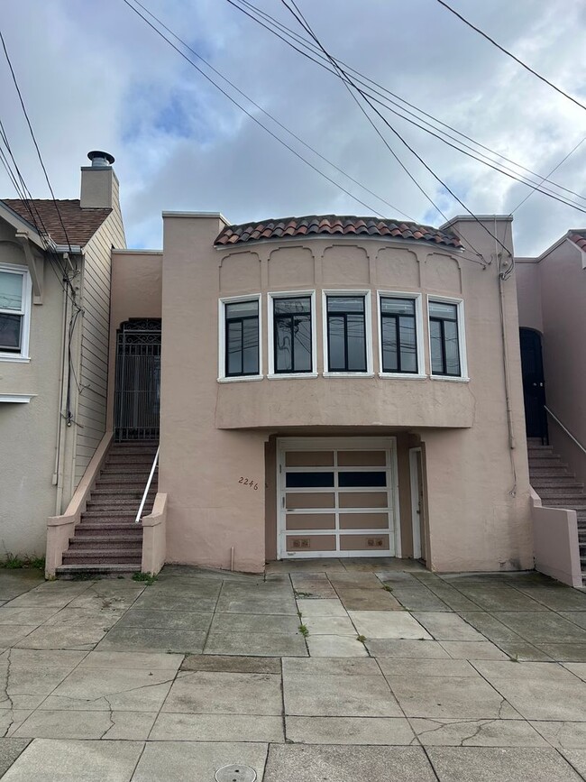 Building Photo - Charming Parkside 2bd/2bth Home