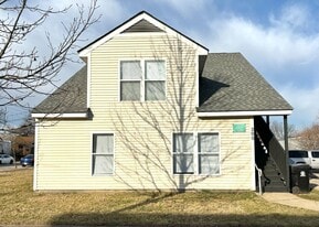 Building Photo - 200 N 18th St