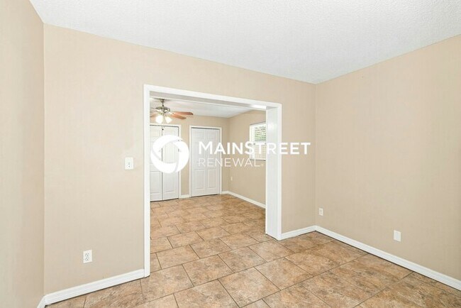 Building Photo - 3 Bedroom Pet-Friendly Home in Holiday, FL with Main Street Renewal
