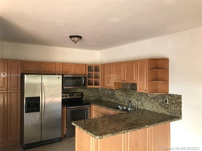 Building Photo - 10564 NW 8th Ln