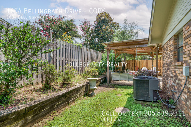 Building Photo - 1604 Bellingrath Dr