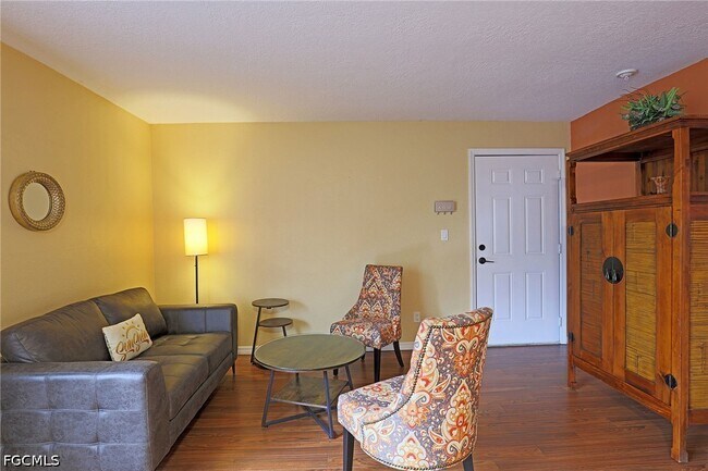 Building Photo - 3344 N Key Dr