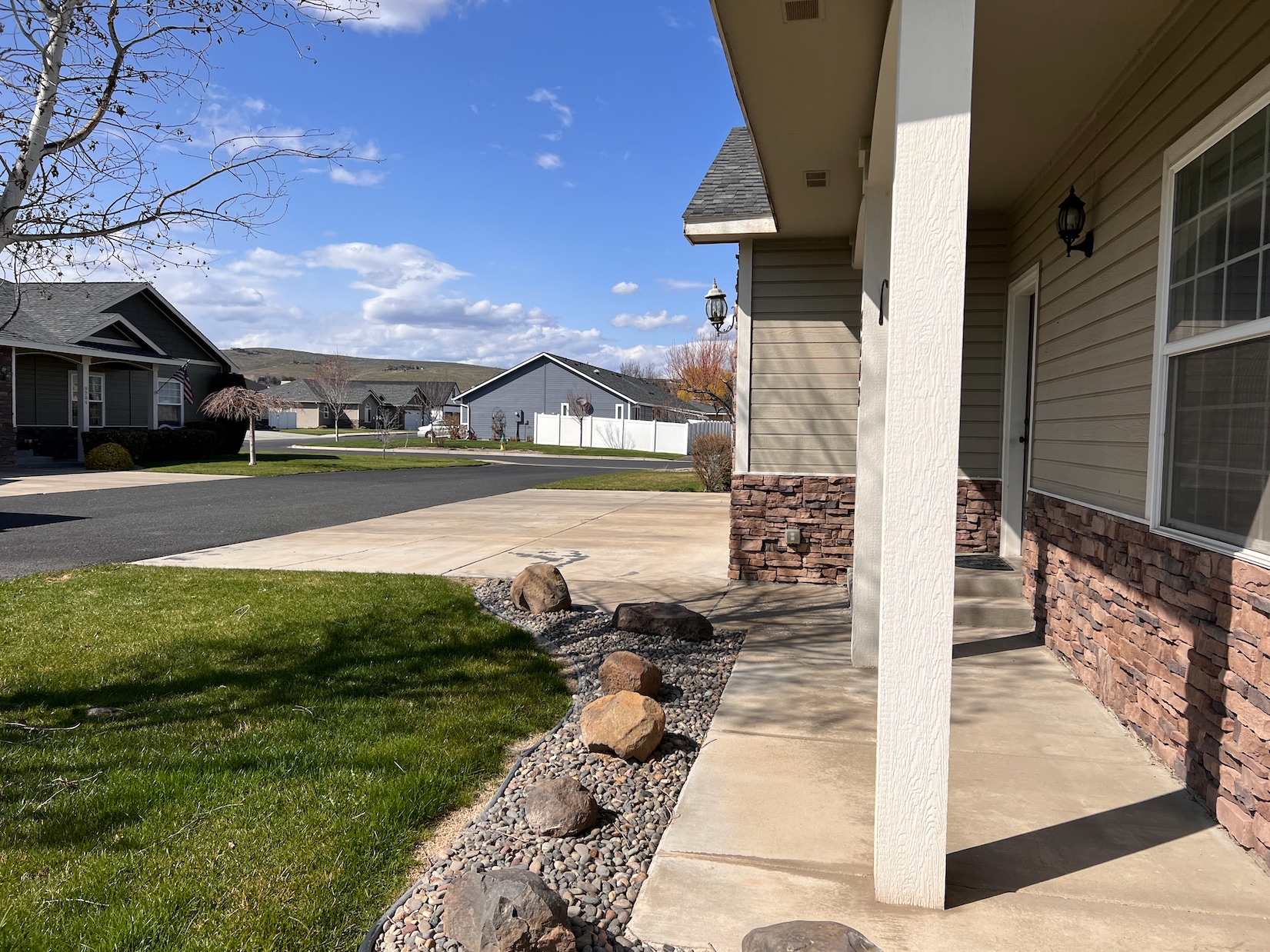Driveway - 8202 Westbrook Ave