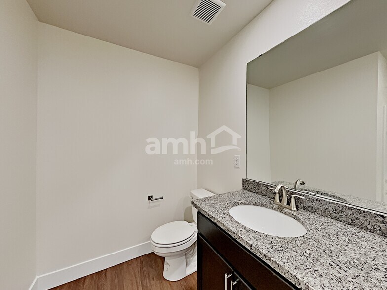 Building Photo - 12726 81st Ave Ct E