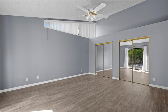 Building Photo - 12556 Woodmill Dr