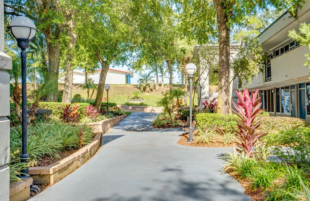 Building Photo - 2851 Maingate Village Cir