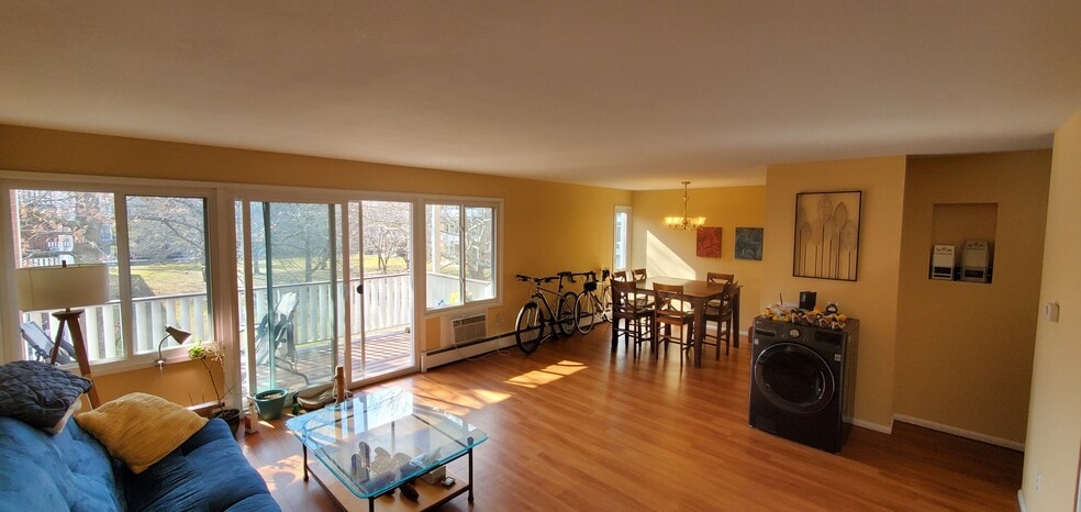 Building Photo - 2248 N Triphammer Rd