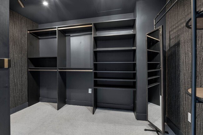 Building Photo - “Sleek Design Meets Walkable Downtown Livi...
