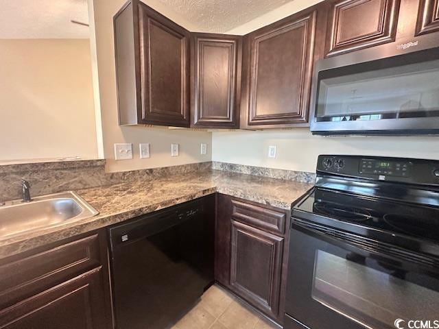 Building Photo - 811 Green Derby Ct