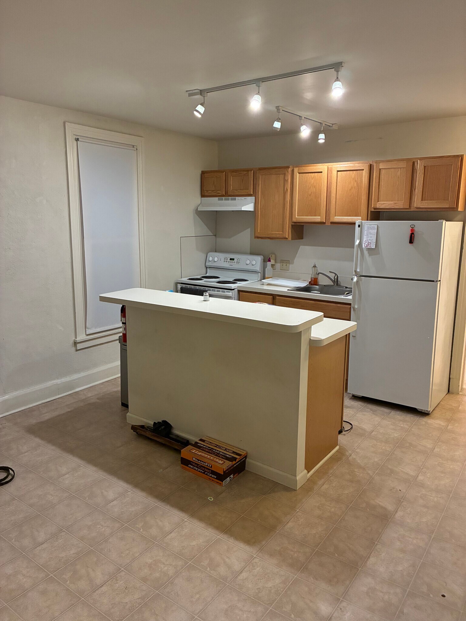 Building Photo - 1177 Main St