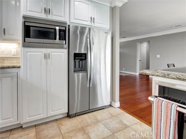 Building Photo - 6241 Mar Vista Dr