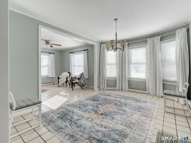 Building Photo - 176 New Litchfield St