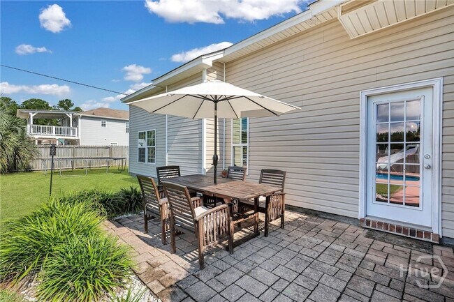 Building Photo - 106 Laurel Ln