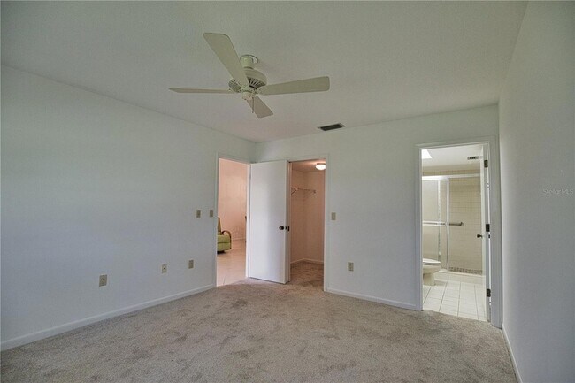 Building Photo - 766 Village Cir