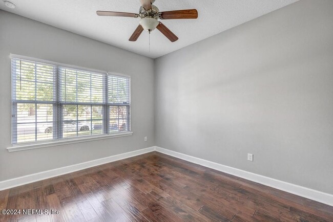 Building Photo - 96 Taylor Ridge Ave