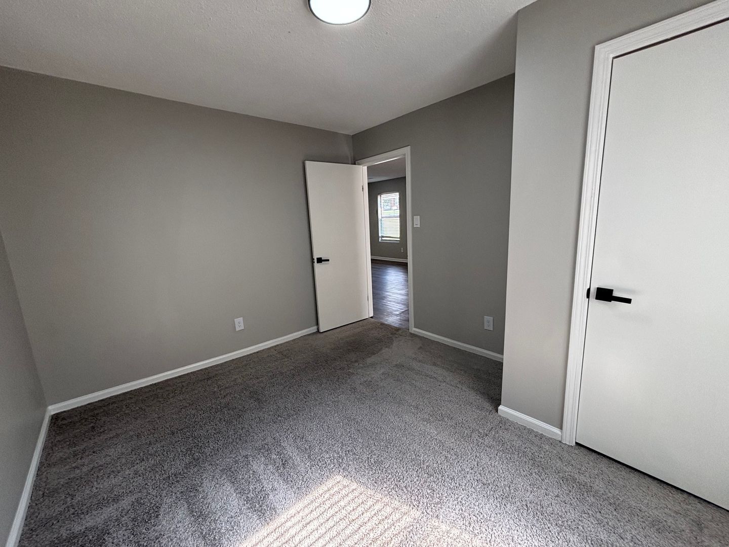 Building Photo - Welcome to 1700 Crrning Ave!