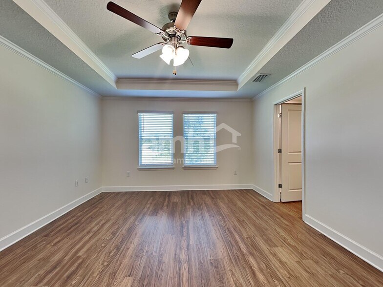 Building Photo - 6605 Hidden Rose Pl
