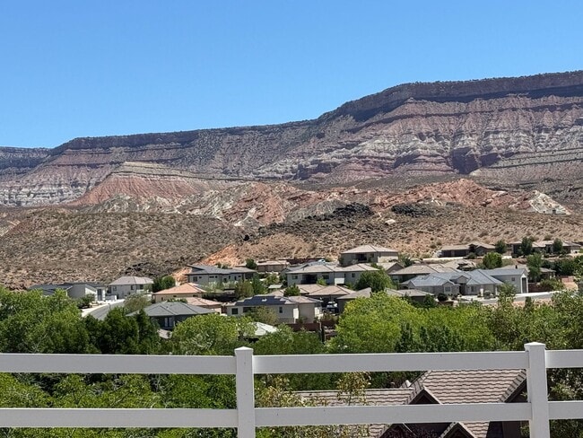 Primary Photo - VIEWS in Toquerville Four Bedroom