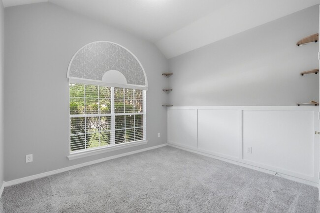 Building Photo - 2313 Perkins Crossing Dr