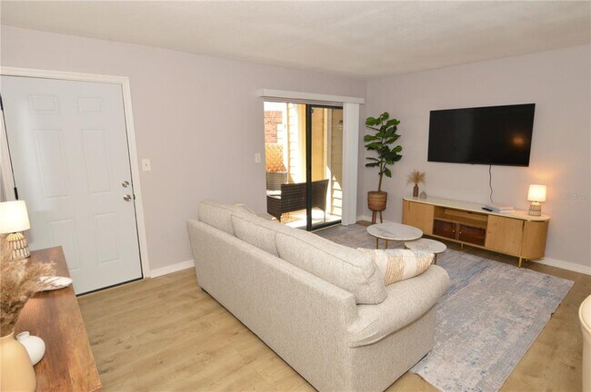 Building Photo - 8653 Fancy Finch Dr