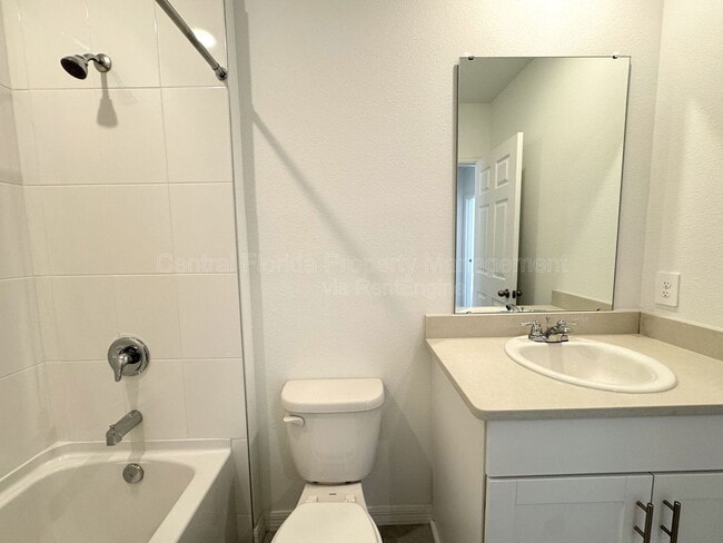 Building Photo - 3201 Viceroy Ct