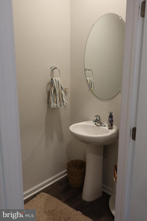 Building Photo - 213 Mazzeo Dr