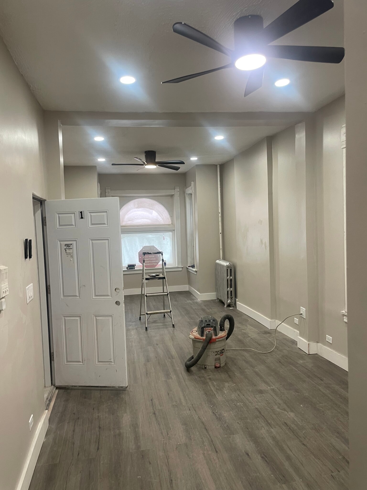 Building Photo - 6326 S Saint Lawrence Ave