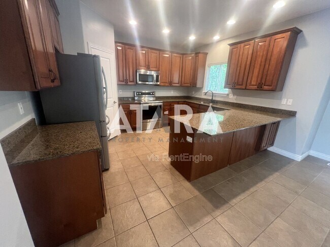 Building Photo - 13571 S Buckeye View Way