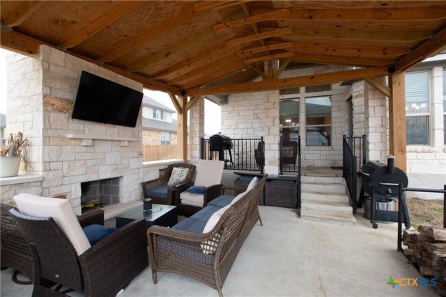 Building Photo - 1756 Meadow Crest