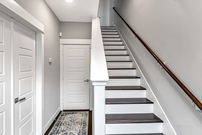 Building Photo - 3105 Gillespie St