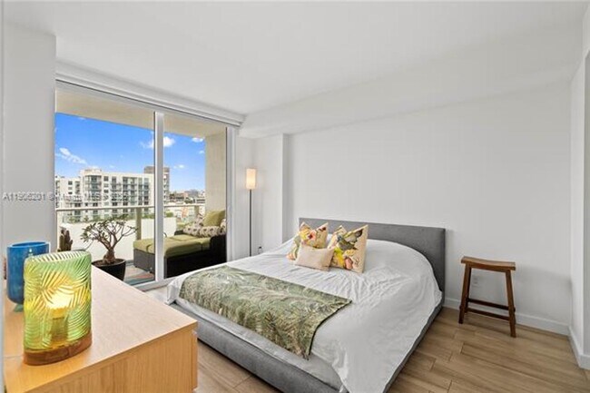 Building Photo - 4250 Biscayne Blvd