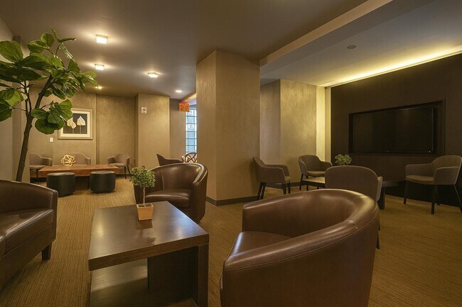 Building Photo - 609 W 137th St